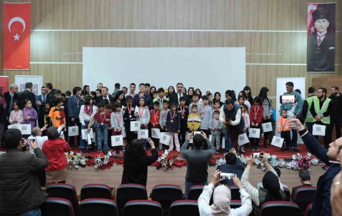 Mardin’de Depremzede Çocuklar Spor Turnuvalarıyla Moral Buluyor