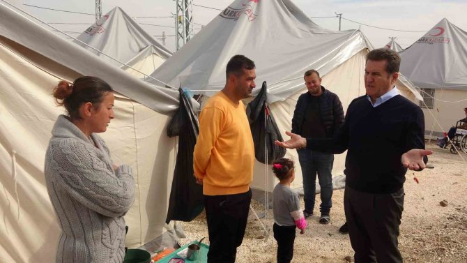 Tdp Genel Başkanı Sarıgül, Hatay’da Çadır Kentteki Depremzedeleri Ziyaret Etti