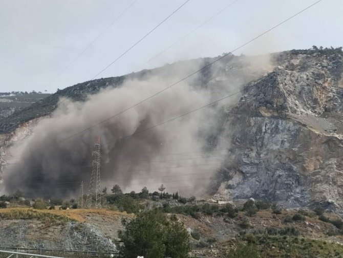 Deprem Bölgesinde Dinamit Patlatılması Tedirgin Etti