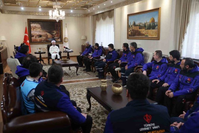 Di̇b: “Diyanet İ̇şleri Başkanlığı Olarak, Vatandaşlarımızın Her Zaman Her Yerde Yanındayız”