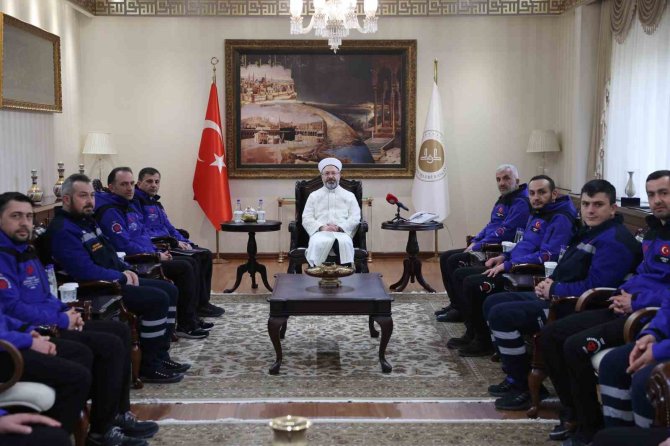 Di̇b: “Diyanet İ̇şleri Başkanlığı Olarak, Vatandaşlarımızın Her Zaman Her Yerde Yanındayız”