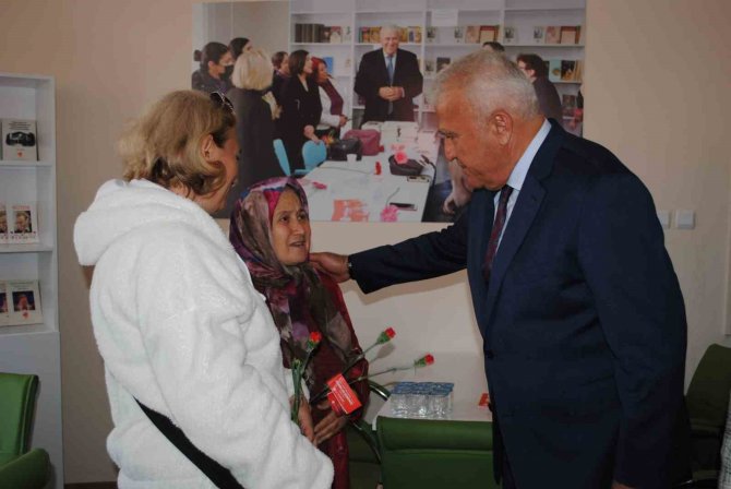 Efeler’de 5’inci Hanımevi Düzenlenen Tören İle Kapılarını Açtı
