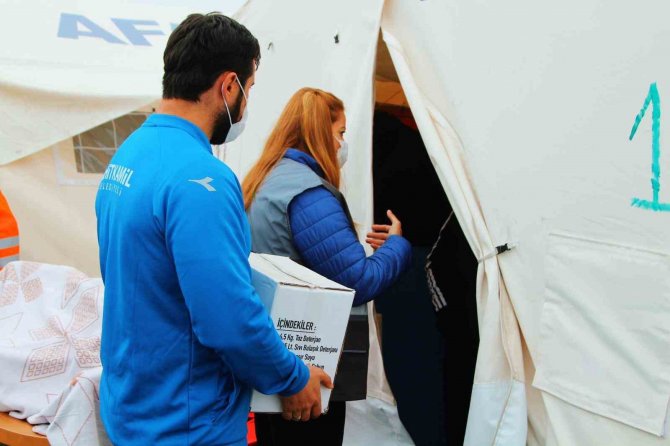 Şehitkamil’den Afetzedelere Tam Destek
