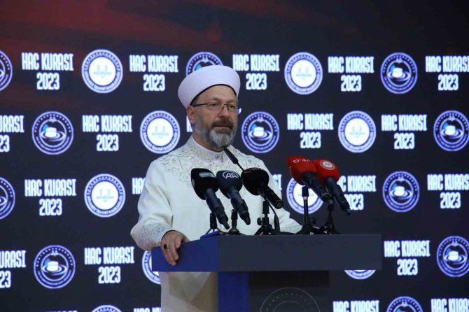 Milyonlarca Hacı Adayının Bekleyişi Sona Erdi, 2023 Hac Kuraları Çekilmeye Başlandı