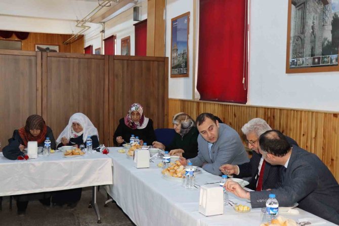 8 Mart Dünya Kadınlar Günü Oltu’da Kutlandı