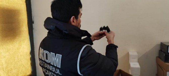 İ̇stanbul’da Kaçak Elektronik Sigara Operasyonu