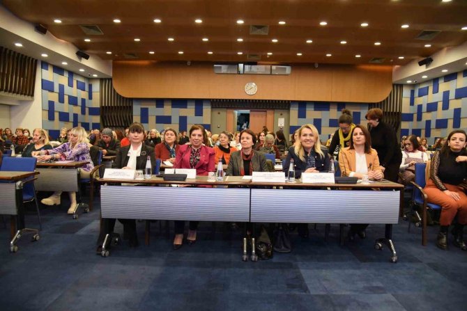 Kadın Kooperatifleri İ̇zmir Ticaret Odası’nda Buluştu