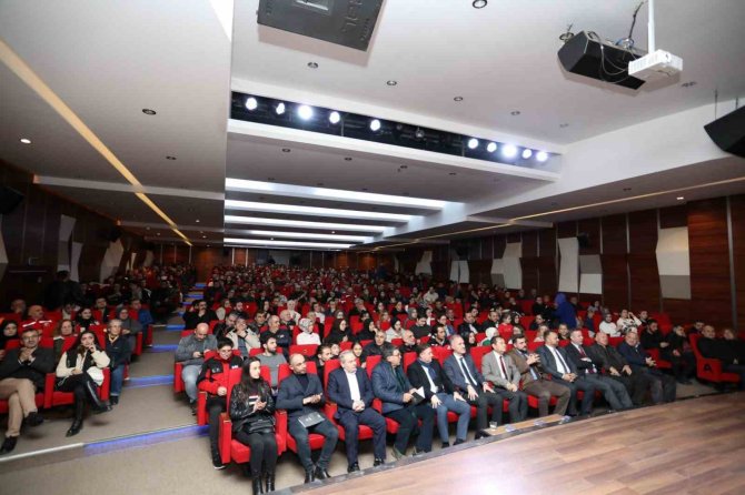 Japon Uzman Konuştu: "Bir Gün Deprem Olacak, Bunu Kabul Edip Hazırlanmalıyız"