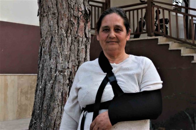 Depremde 7 Yakını Kaybetti, O Anları Böyle Anlattı: “Yer Sanki Ayaklarımızın Altından Kayıp Gidiyordu”