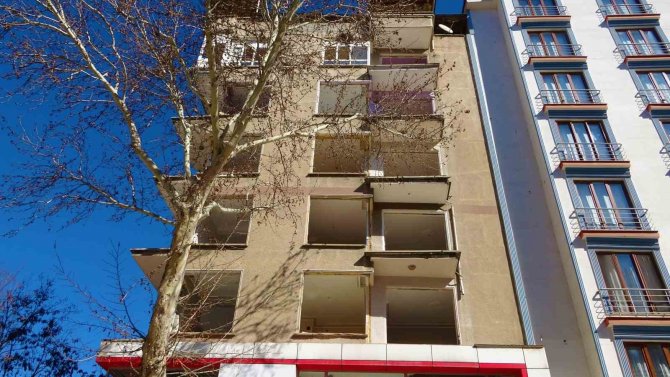 Depremde Toki̇ Farkı