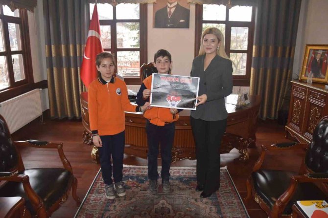 Çeyizlik Eşyaların Satışından Elde Edilen 15 Bin Tl’lik Gelir, Depremzedelere Bağışlandı