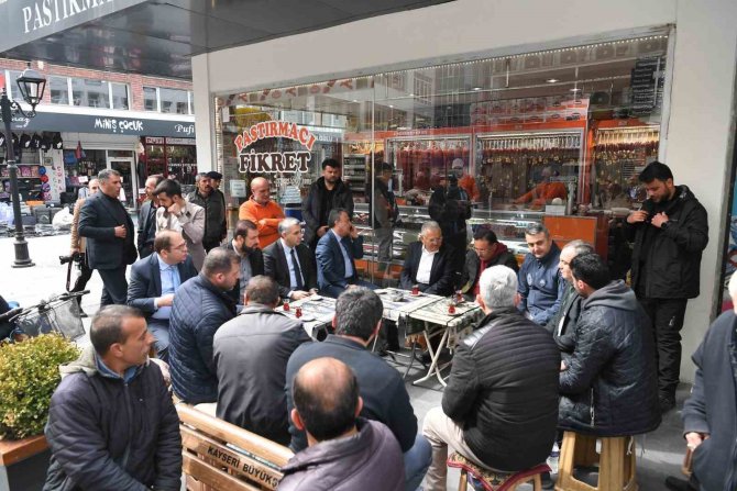 Başkan Büyükkılıç, Vali Çiçek İle Birlikte Esnaf Ziyaretinde