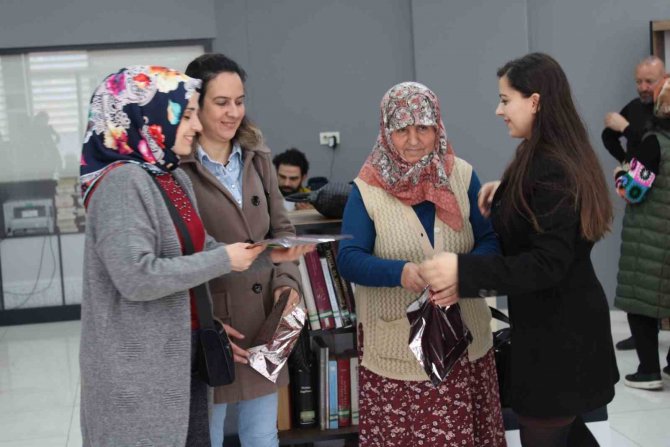 Koçarlı İ̇lçe Kütüphanesi Bu Kez Kadınları Ağırladı