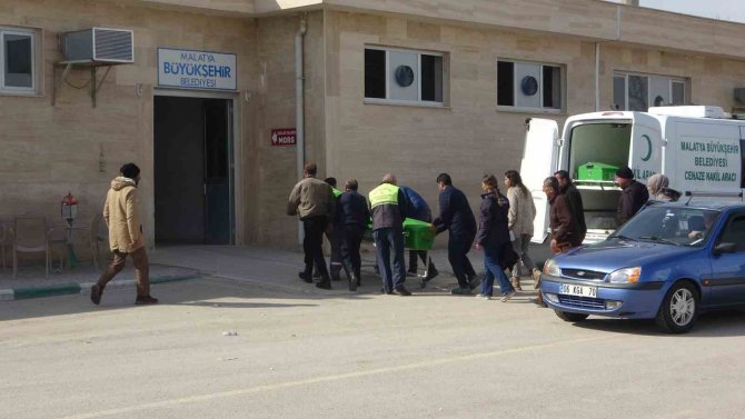 8 Mart Dünya Kadınlar Günü’nde Kadın Cinayeti
