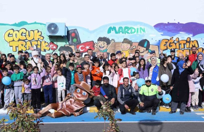 Mardin’de Depremzede Çocuklar Hem Güldü Hem Öğrendi