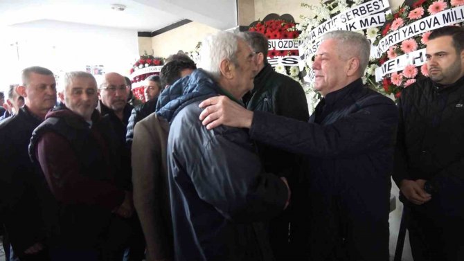 Memleket Partisi Genel Başkan Yardımcısı Özel, Kızını Son Yolcuğuna Uğurladı