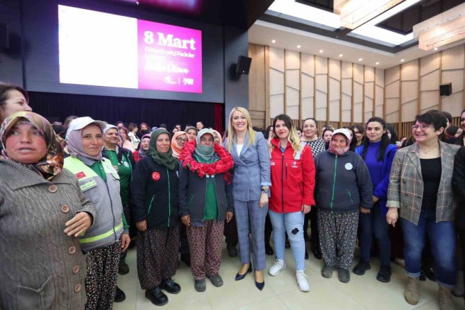 Başkan Doğan, Kadın Çalışma Arkadaşlarının Gününü Kutladı
