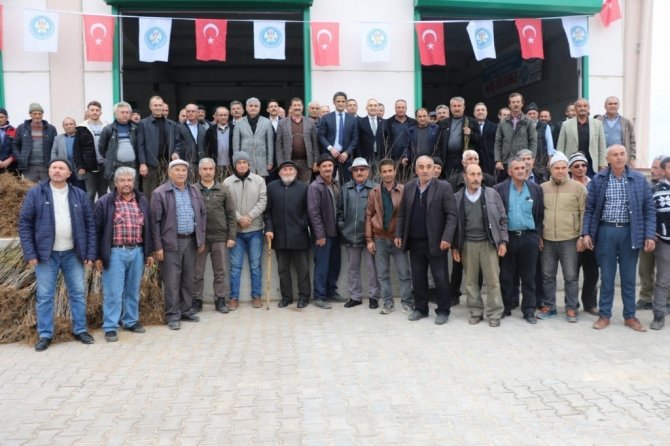 Manisalı Üreticiye 150 Bin Fidan Desteği