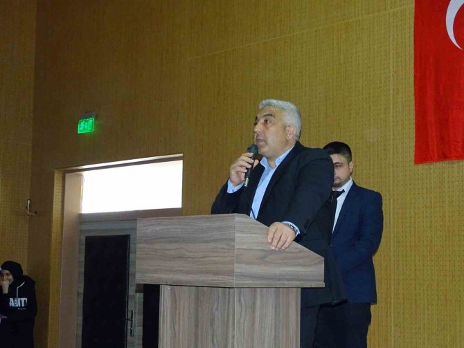 Müftü Akyol: "Mutlu Bir Hayat İçin Millet Olarak Kadınlarımıza Ve Kızlarımıza Önem Vermeliyiz"