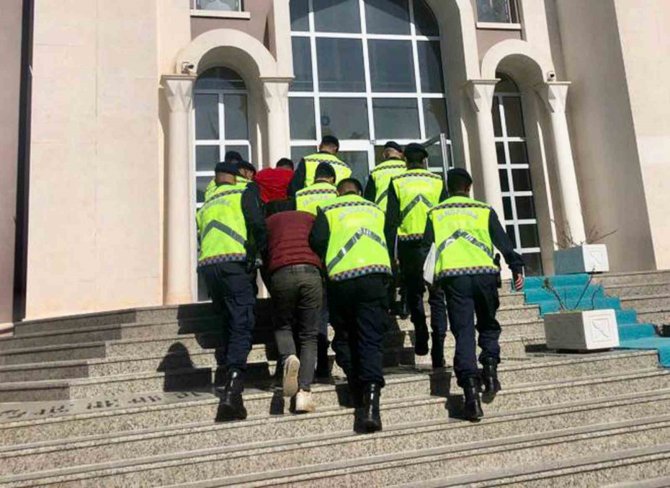 13 Faili Meçhul Hırsızlık Olayının Zanlıları Yakalandı