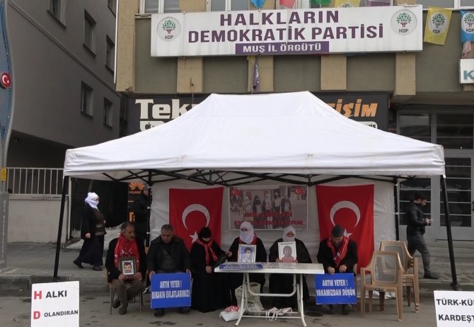 Yüreği Yanık Anneler ‘Kadınlar Günü’nde De Eylemlerine Devam Etti