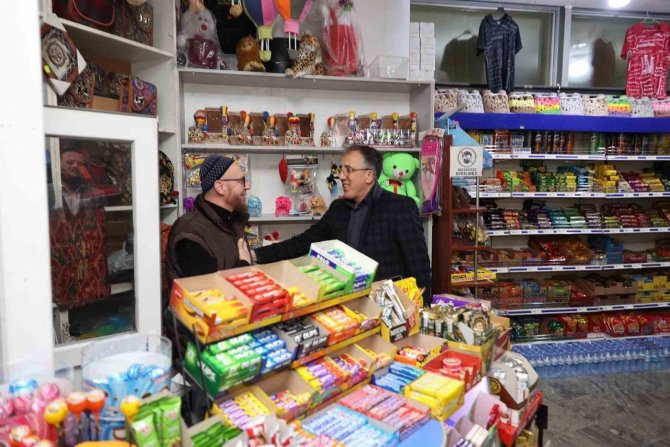 Başkan Savran’dan Terminal Esnafına Ziyaret