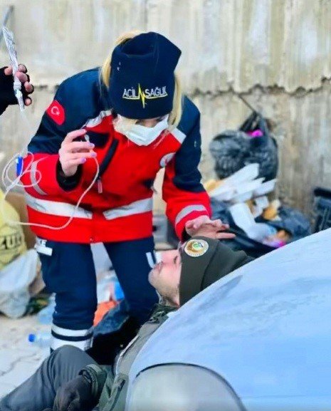 Nurdağı’nda Cansiperane Görev Yapan Esra Hemşire O Anları Anlattı