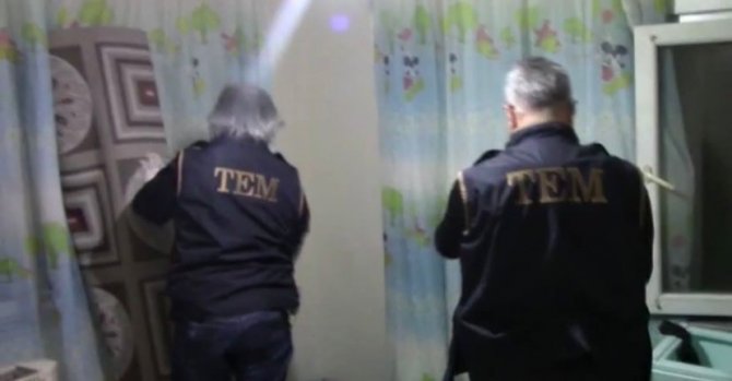 Sakarya’da Terör Operasyonu: 8 Gözaltı