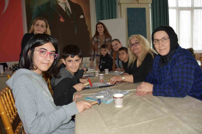 Depremzedelere Şehzadeler Belediyesi’nden Moral Etkinliği