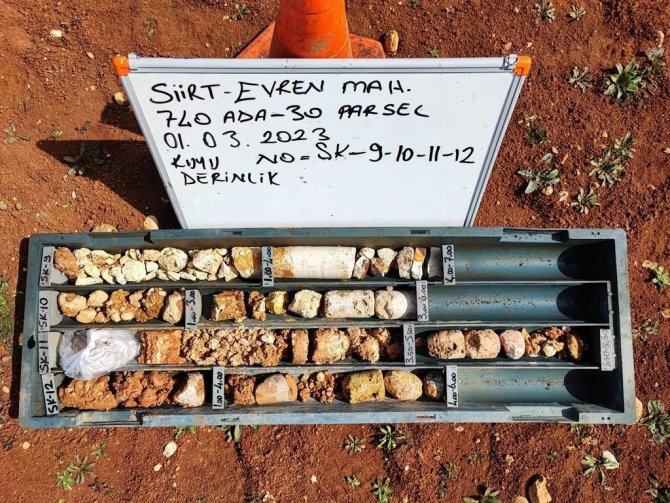 Siirt Belediyesi Ekipleri İnşaatların Jeolojik-jeoteknik Zemin Etütlerini Denetledi