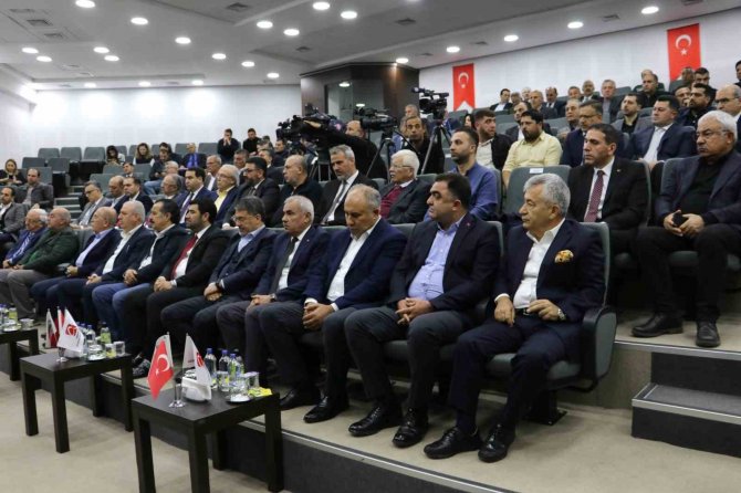 Bakan Kirişci: "Deprem 11 İlin Sanayisine, Ekonomisine De Büyük Darbe Vurdu"