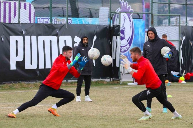 Afyonspor, Amedspor Maçı Hazırlıklarına Başladı