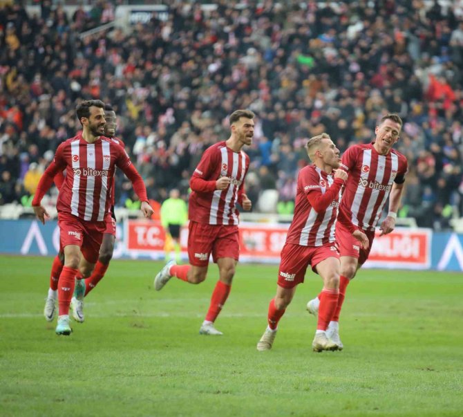 Sivasspor, Fiorentina’ya Konuk Olacak