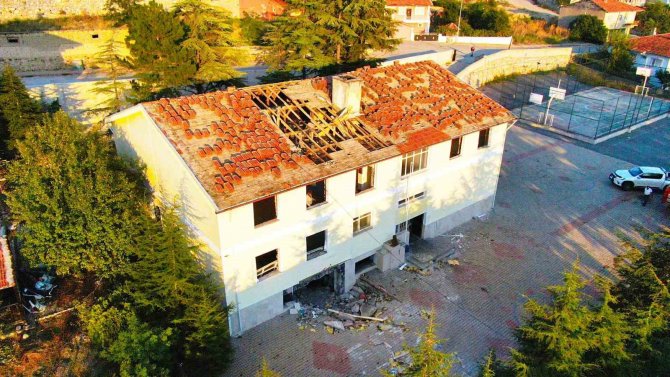 Çekerek Belediye Başkanı Çakır, İlçeden Geçen Diri Fay Hatlarına Dikkat Çekti