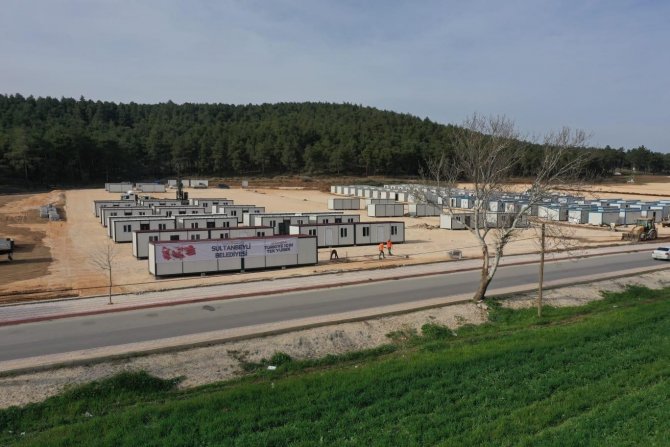 Sultanbeyli Belediyesi Elbistan Ve Kırıkhan’da Depremin Yaralarını Sarıyor