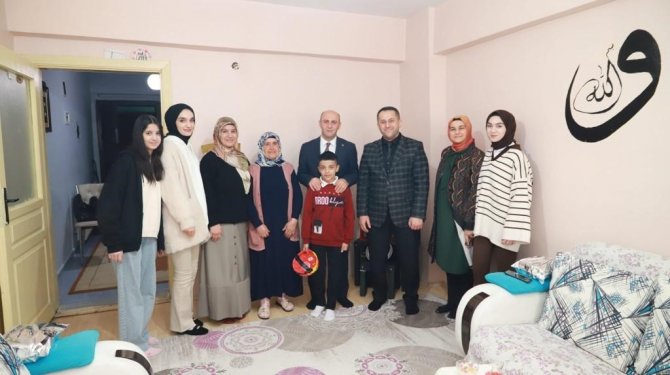 Doğubayazıt’ta Şehit Aileleri 8 Mart Dünya Kadınlar Günü’nde Yalnız Bırakılmadı
