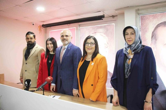 Ak Parti Efeler İ̇lçe Başkanı Elbir, Milletvekili Aday Adaylığı İçin Görevinden İstifa Etti