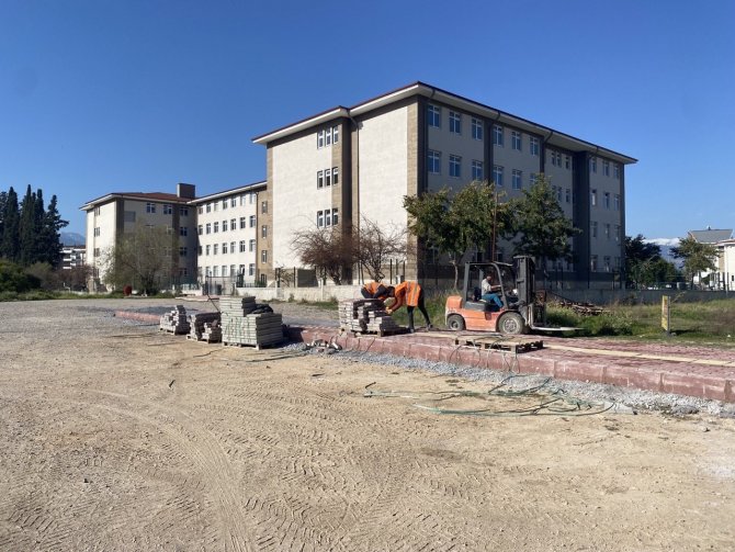 Konyaaltı’nda Temel Hizmetler Aralıksız Sürüyor