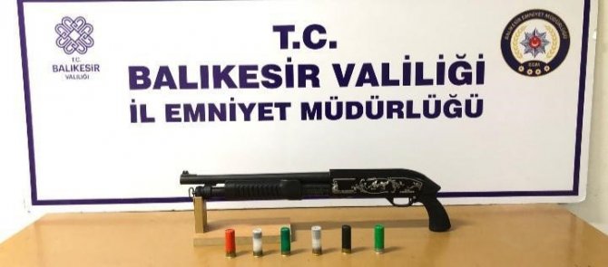 Balıkesir’de Terör Örgütü Deaş Üyesi 5 Kişi Yakalandı