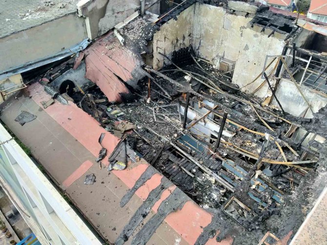 Ankara’da Aynı Binada İkinci Kez Çıkan Yangın Paniğe Sebep Oldu