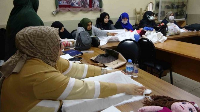 Denizli’de 2022 Yılında 267 Bin Kursiyere Eğitim Verildi