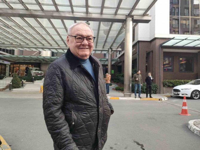 Eski Tbmm Başkanı Hüsamettin Cindoruk Hastaneye Kaldırıldı