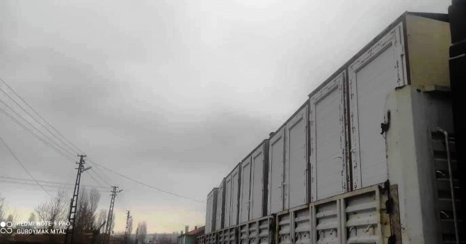 Güroymak’ta Üretilen Seyyar Duş Ve Tuvaletler Deprem Bölgelerine Gönderildi