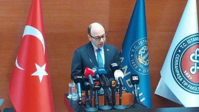 Cerrahpaşa Rektörü Prof. Dr. Aydın: "Tüm Ameliyat Ve Yatan Hasta Hizmetleri Samatya Ve Taksim Hastanelerimizde Sürdürülecek"