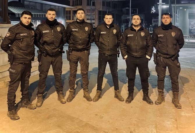 Aydın Emniyeti Deprem Bölgesinde Huzur Ve Güvenlik İçin Görev Yapıyor