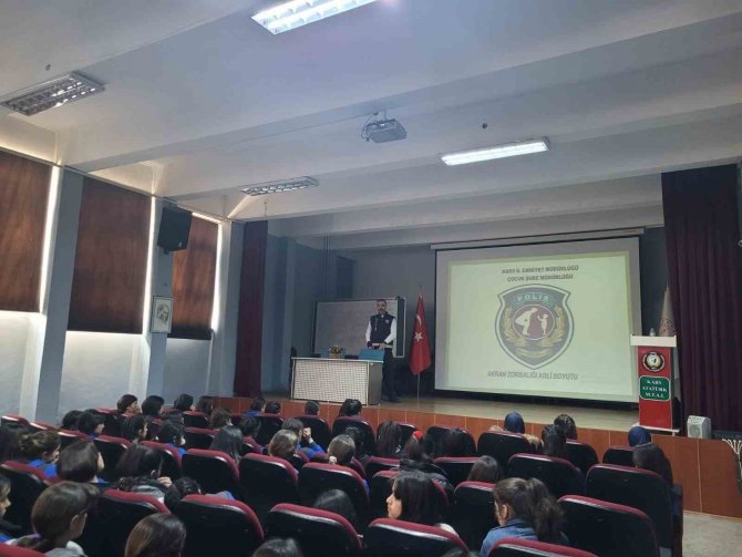 Kars’ta Öğrencilere Akran Zorbalığı Anlatıldı