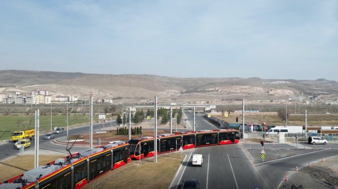 Başkan Büyükkılıç: “Yeni Tramvay Hattı İle Yolcu Kapasitesi 259 Bin 600’e Çıktı”