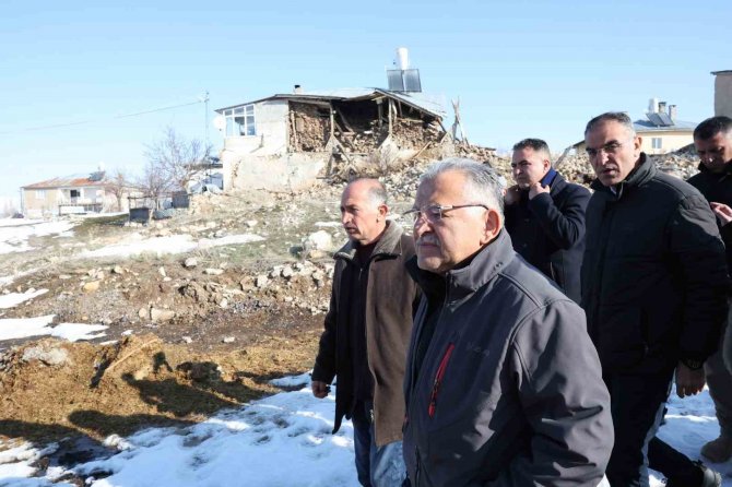 Büyükşehir’den 8 Araç Ve 53 Personelle Hasar Tespit Çalışmalarına Destek