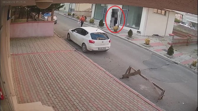 ’Altın Kızlar’ Baltayı Taşa Vurdu: 8 Milyonluk Vurgununun Şüphelileri Adliyede