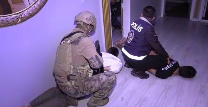 8 Milyon Tl’lik Soygun Yapan Altın Kızlar Çetesi Operasyonunda 36 Tutuklama